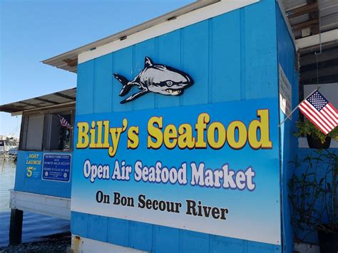 Billy's seafood - Billy's Seafood is an amazing combination of wonderful, seafood, and even better customer service. I usually visit the Outer Banks only during the off-season, when it's rather difficult to find certain types of seafood, but Billy's never fails. 